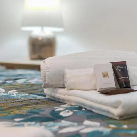 V-home Nel Centro Del Quadrilatero Con 2 Da Letto Appartement