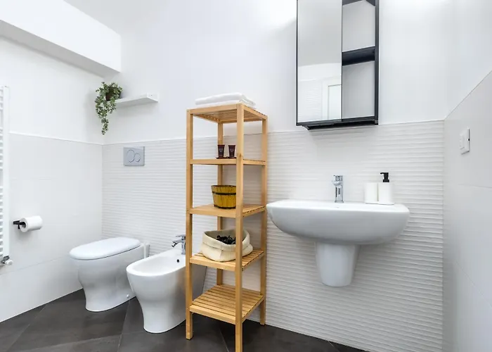 דירה V-home Nel Centro Del Quadrilatero Con 2 Da Letto