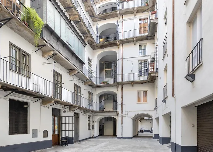דירה V-home Nel Centro Del Quadrilatero Con 2 Da Letto