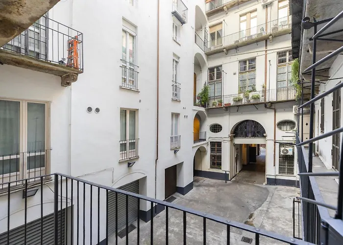 V-home Nel Centro Del Quadrilatero Con 2 Da Letto דירה *