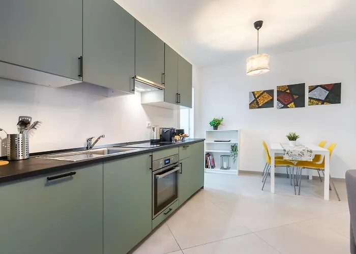 דירה V-home Nel Centro Del Quadrilatero Con 2 Da Letto *