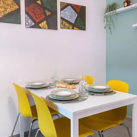 V-home Nel Centro Del Quadrilatero Con 2 Da Letto דירה *