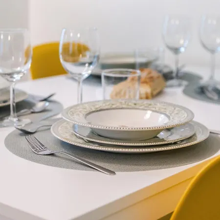 V-home Nel Centro Del Quadrilatero Con 2 Da Letto *